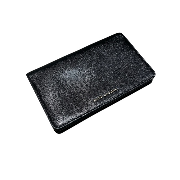 Marc Jacobs Handbags - NWTs Marc Jacob’s long bi fold wallet